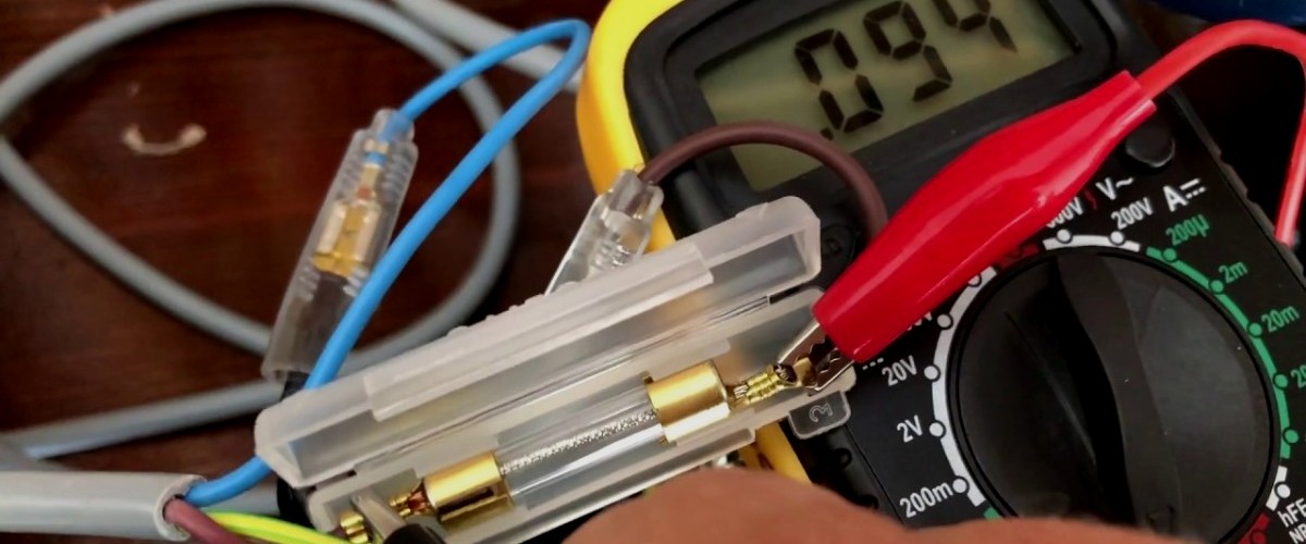 Testing the fuse without a multimeter