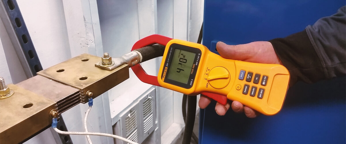 what is a clamp meter?